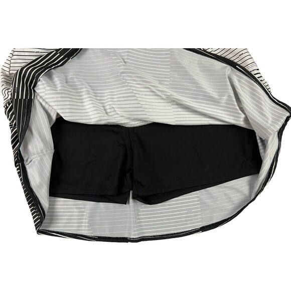 Lucky In Love Black & White Abstract Stripe Love Print Athletic Skort Size XL - Picture 3 of 7